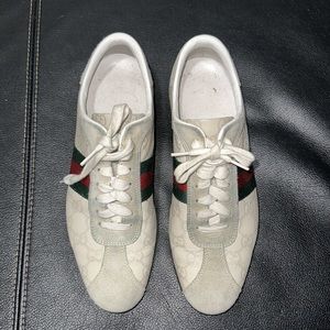 Gucci shoes
